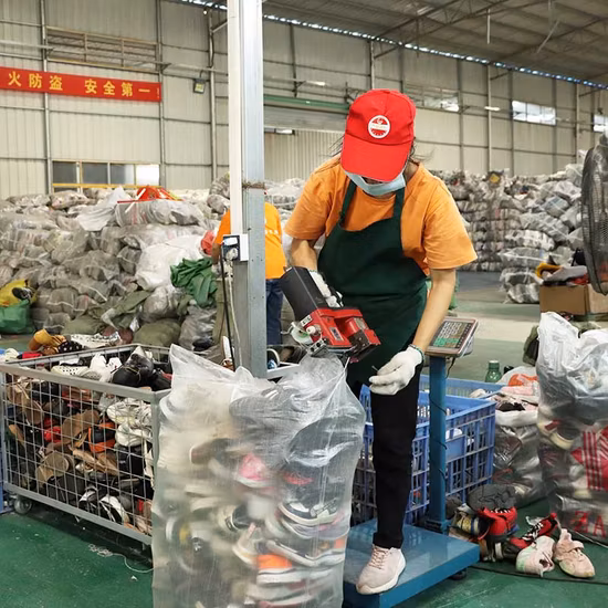 혼합 남성 중고 중고 신발 여성 신발 재고 더미
